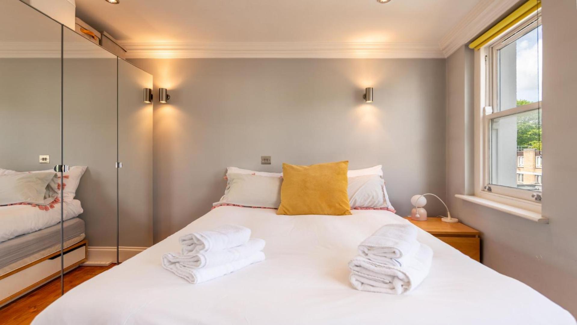 Warm And Welcoming 1bd Flat In East